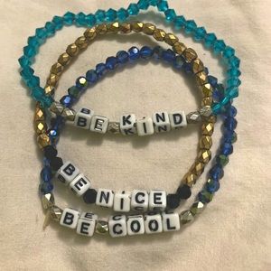 3 phrase fashion bracelets